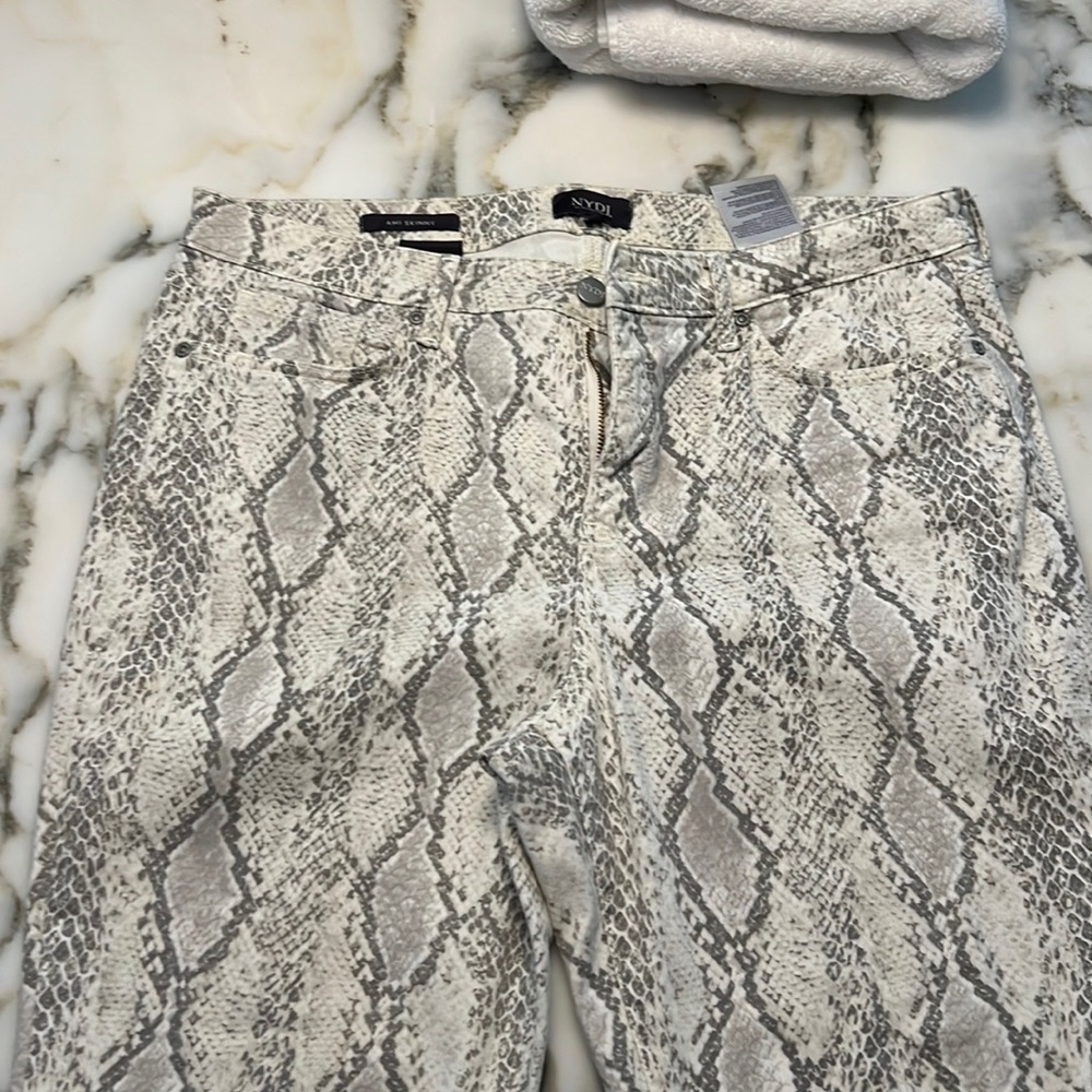 NYDJ Ami Skinny jeans python size 10